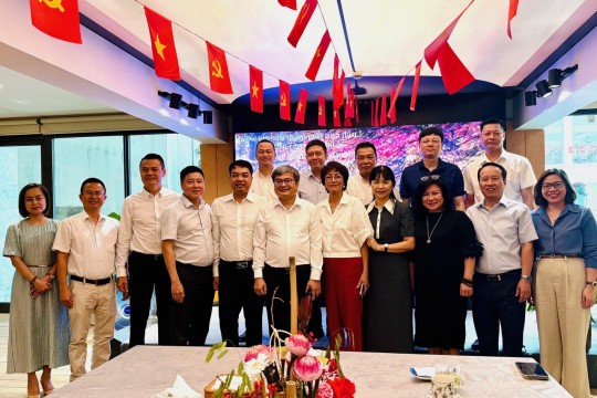 CHỦ TỊCH HANEL ĐỀ XUẤT XÂY DỰNG CỘNG ĐỒNG DOANH NGHIỆP HÀ NỘI TRÊN KHÔNG GIAN MẠNG